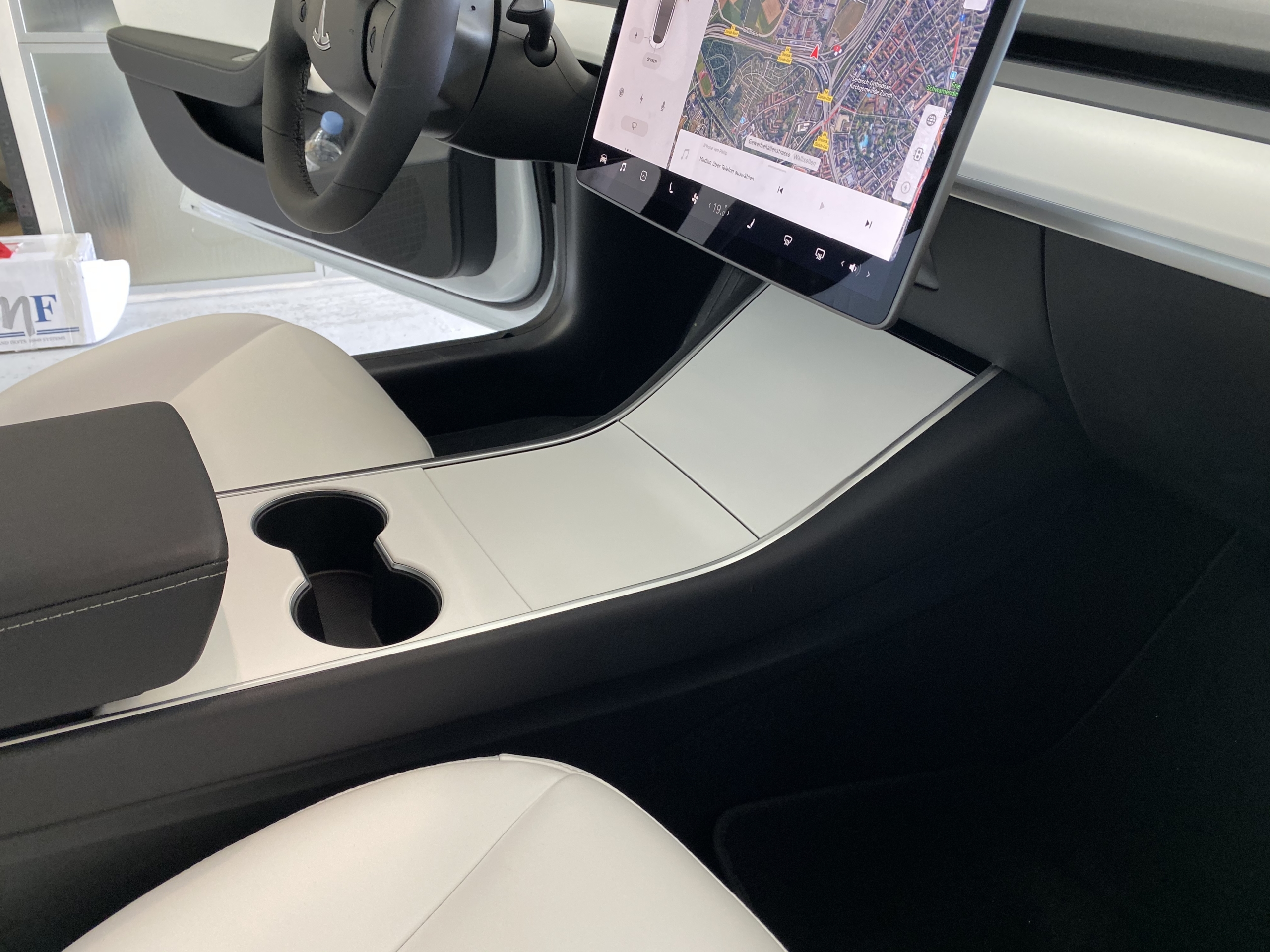 Tesla Model 3 Innenraumfolierung - eMoba